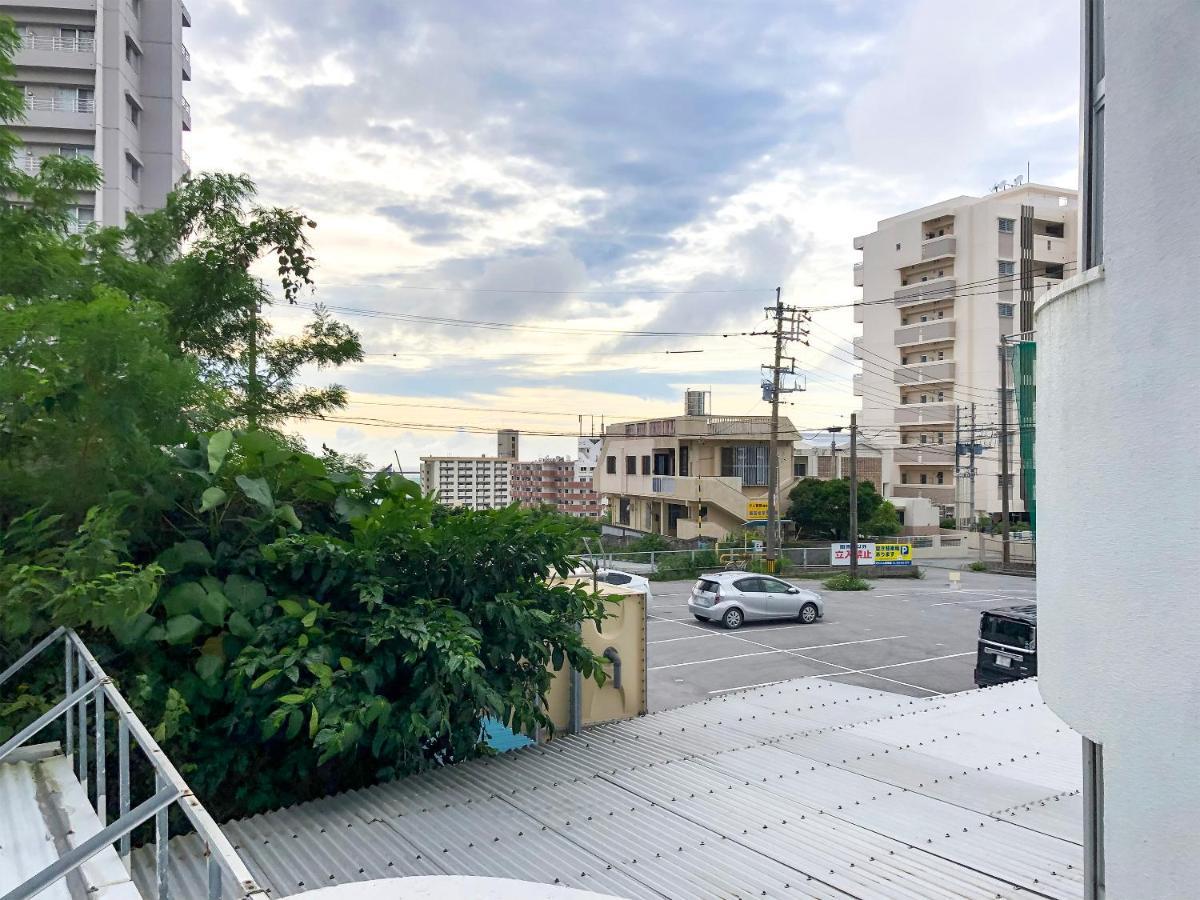 Sunset Hills Inn Naha Buitenkant foto